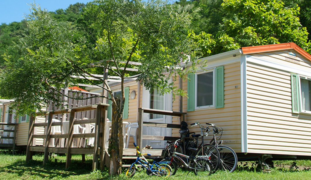 Location - Mobil-Home 26M² - Standard - 2Ch - Terrasse - Camping Mas de Champel