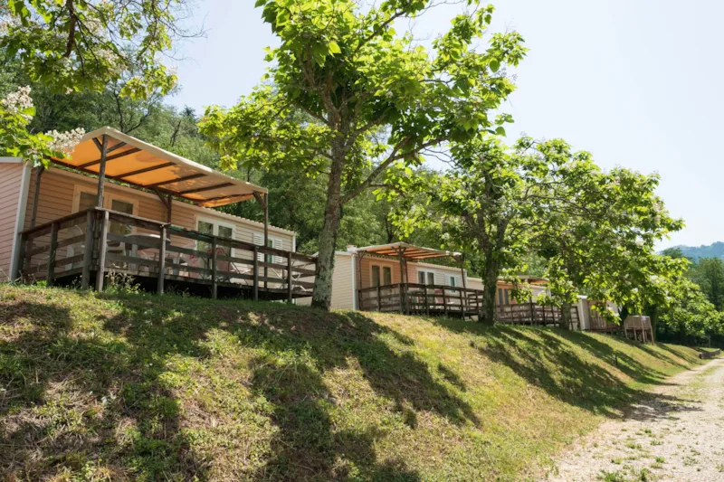 Mobile-Home 30M² - Confort - 2 Chambres - Terrasse Semi-Couverte - Tv - Clim