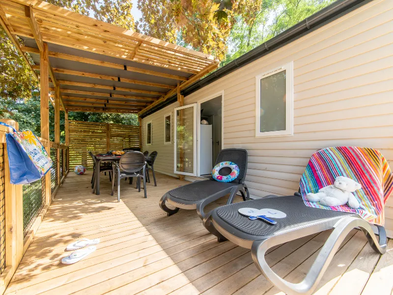 Mobile-Home Premium 32M² 3 Chambres - Terrasse Semi-Couverte - Clim + Tv + Draps + Serviettes Inclus