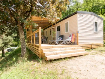 Mietunterkunft - Mobilheim 30M²- Premium - 2 Zimmer - Überdachte Terrasse - Klima + Tv + Bettwäsche + Handtücher - Flower Camping Mas de Champel