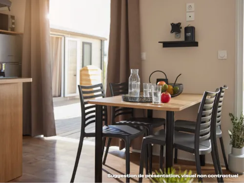 Accommodation - Homeflower Premium 29M² - 2 Bedrooms + Terrace - Tv + Ac + Sheets + Towels Included - image n°4 - Flower Camping Mas de Champel