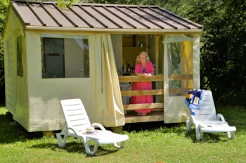 Mietunterkunft - Tithome 21M² - 2 Zimmer - Ohne Sanitäranlagen - Camping Les Bords de Loue