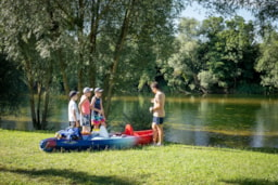 Camping Les Bords de Loue - image n°59 - Roulottes