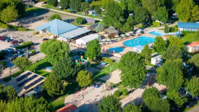 Camping Les Bords de Loue - Bourgogne-Franche-Comté