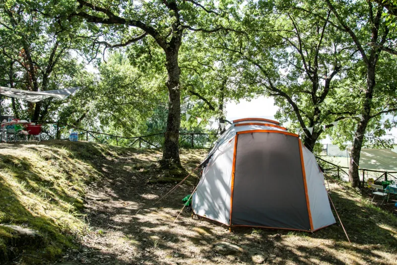 Emplacement Pour Grande Tente Et/Ou Avec Vue Sur Le Lac