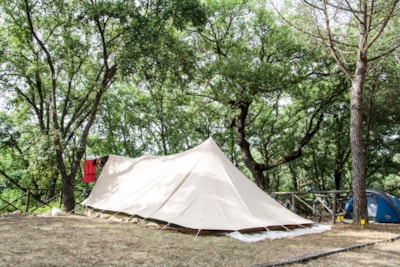 Pitch for big tent and/or with lake view — 4
