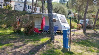 Pitch for motorhome/camper — 10