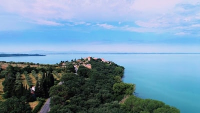 Pitch for big tent and/or with lake view — 8