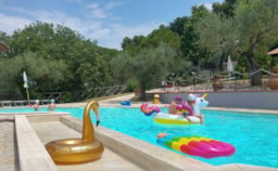 Camping Village Cerquestra - image n°23 - Roulottes
