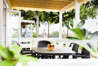 CHALET DELUXE — 2