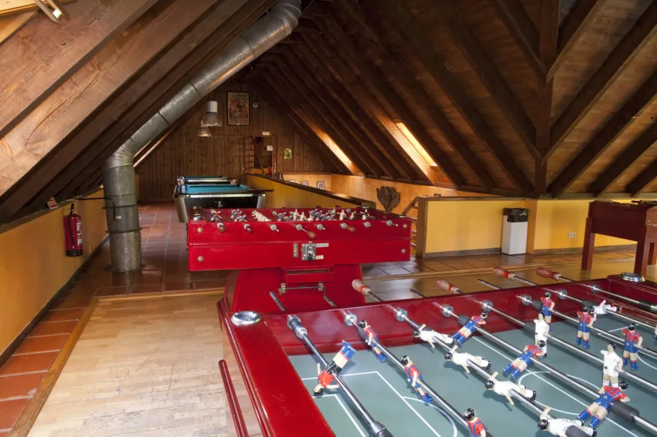 VERNEDA CAMPING MOUNTAIN RESORT