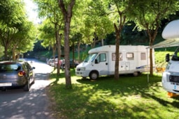 Kampeerplaats(en) - Standplaats Plus 80 - 95M² - VERNEDA CAMPING MOUNTAIN RESORT