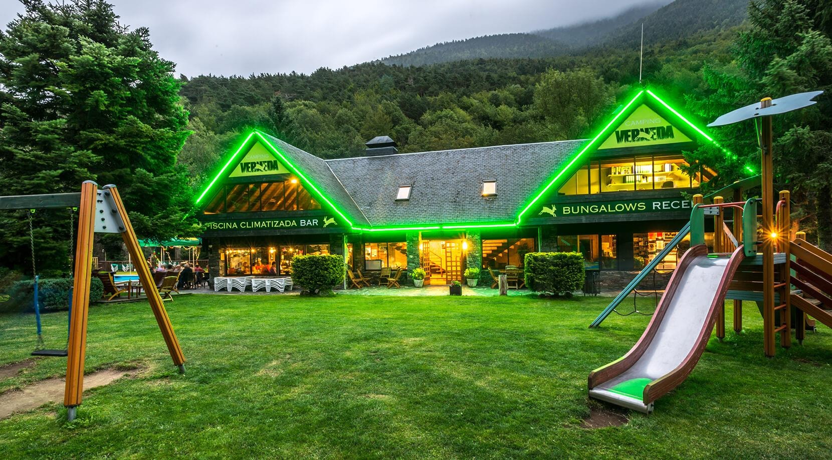 VERNEDA CAMPING MOUNTAIN RESORT — Photo 1