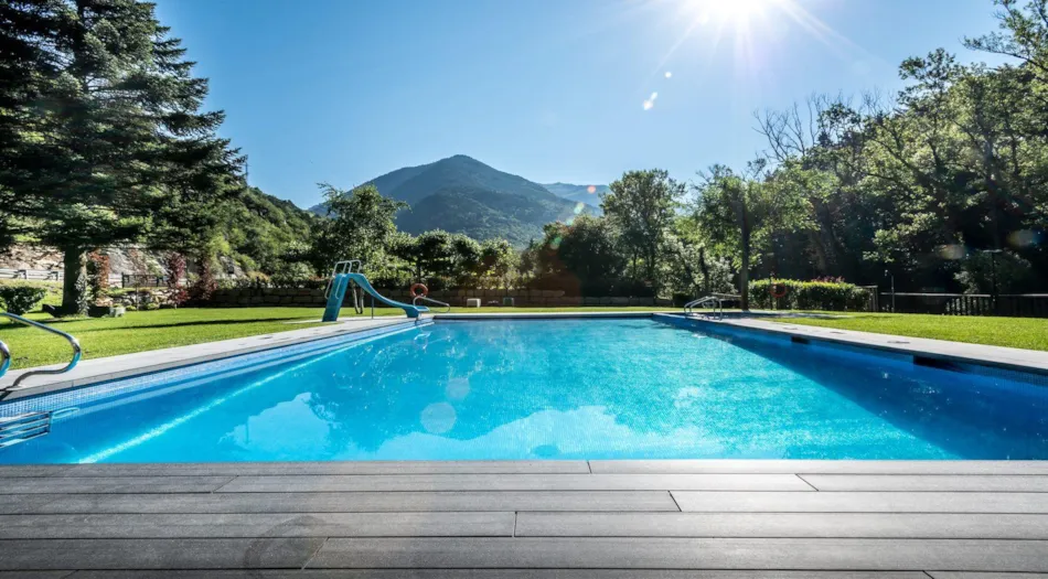 VERNEDA CAMPING MOUNTAIN RESORT