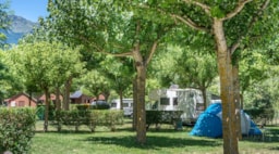 Piazzole - Piazzola Confort 60-80 M² - VERNEDA CAMPING MOUNTAIN RESORT