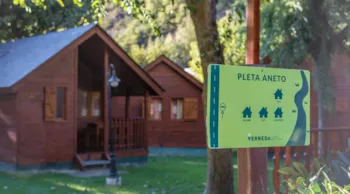Mietunterkunft - Bungalow Pleta Aneto - VERNEDA CAMPING MOUNTAIN RESORT