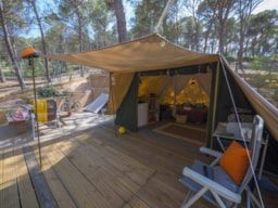 Accommodation - Tent Lodge De Waard 2 Bedrooms ** (3P.) + 1 Tent  (2P.) - YELLOH! VILLAGE - PUNTA MILA