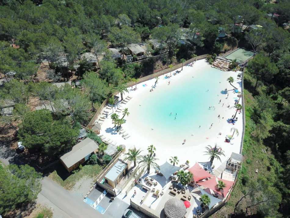 CAMPING LA PIERRE VERTE