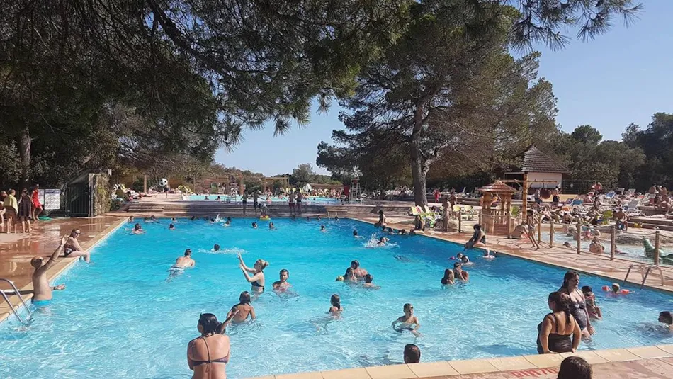 CAMPING LA PIERRE VERTE