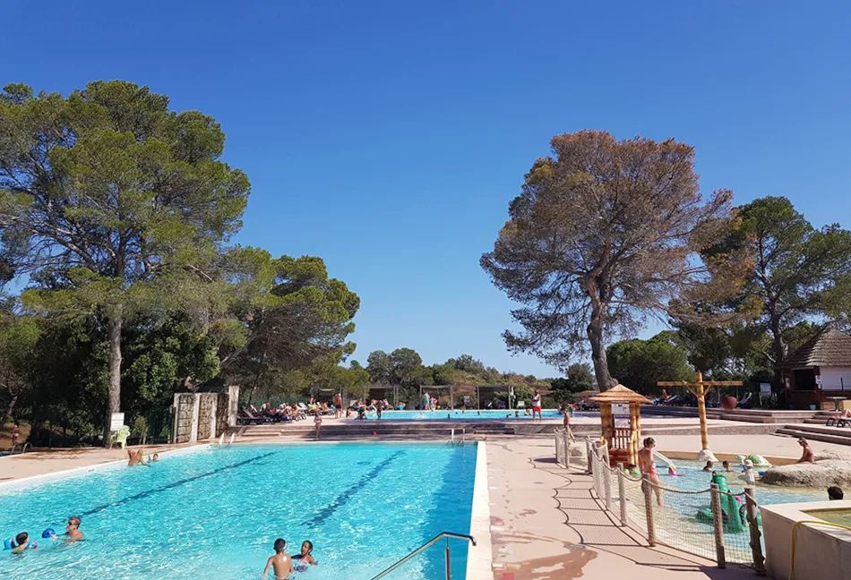CAMPING LA PIERRE VERTE