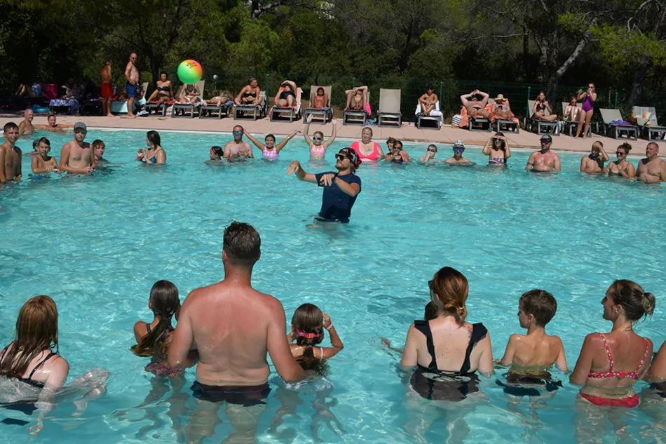 CAMPING LA PIERRE VERTE