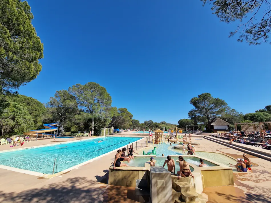 CAMPING LA PIERRE VERTE