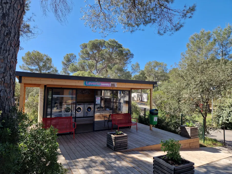 CAMPING LA PIERRE VERTE