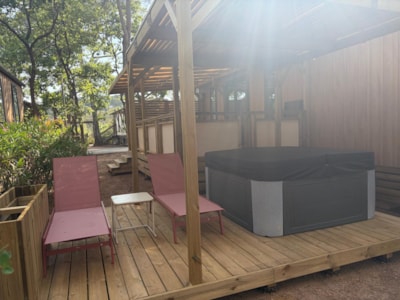 GAIA 4 - PRIVILEGE LINE - 31M² - 18M² TERRACE WITH JACUZZI