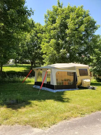 Mietunterkunft - Wohnwagen - Camping La Fressange
