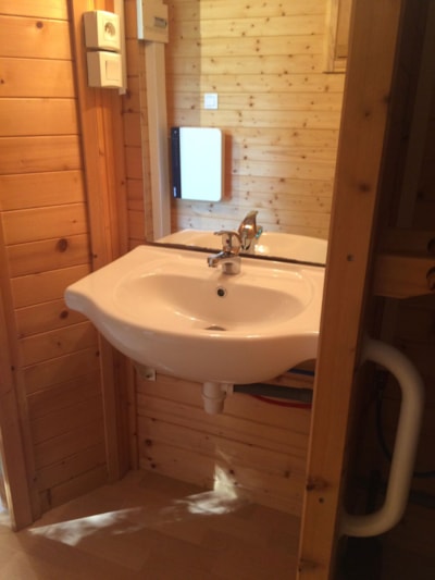 Chalet (adapted to the people with reduced mobility) - 35m² - 2 bedrooms