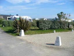 Camping L'Atlantys - image n°23 - Roulottes