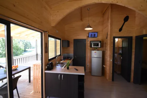 Mietunterkunft - Chalet Grand Delmas 3 Zimmer (Klimaanlage) Premium + Spa - Quartier 3 Becs - image n°3 - YELLOH! VILLAGE - LE COUSPEAU
