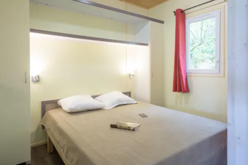 Accommodation - Chalet Pomerolle 2 Bedrooms (Air-Conditioning) **** - Quartier Bellevue - image n°7 - YELLOH! VILLAGE - LE COUSPEAU