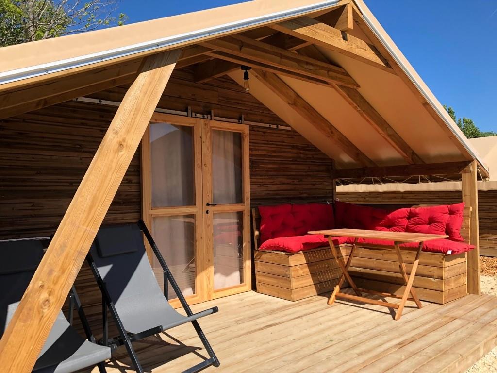 Accommodation - Tent Lodge 2 Bedrooms ** - Quartier Bellevue - YELLOH! VILLAGE - LE COUSPEAU