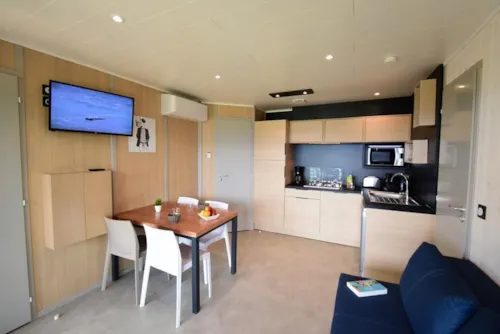 Huuraccommodatie(s) - Chalet Signal 2 Slaapkamers 2 Badkamers Premium Airconditioning + Jacuzzi - image n°3 - YELLOH! VILLAGE - LE COUSPEAU