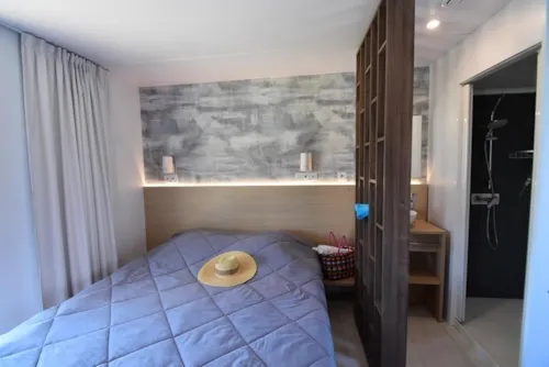 Huuraccommodatie(s) - Cottage Taos Pradou 2 Slaapkamers 2 Badkamers Premium Airconditioning + Spa - image n°6 - YELLOH! VILLAGE - LE COUSPEAU