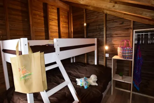 Mietunterkunft - Zelt Lodge 2 Zimmer ** - Quartier Bellevue - image n°2 - YELLOH! VILLAGE - LE COUSPEAU