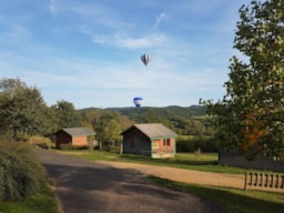 Mietunterkunft - Holzhütte Pavin - 17M² - Ohne Sanitäranlagen - Camping Le Viginet