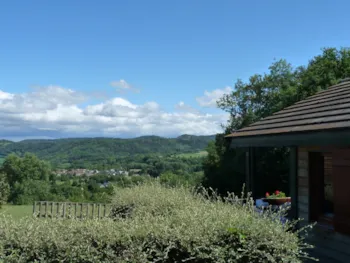 Mietunterkunft - Holzhütte Sancy - 20M² - Ohne Sanitäranlagen - Camping Le Viginet