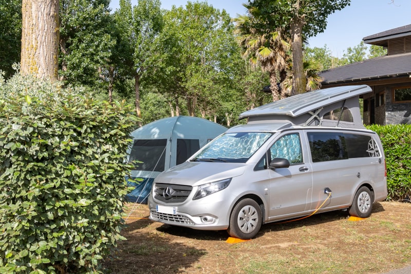 Standplaats tent ***