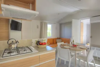 Mietunterkunft - Mobilheim 3 Zimmer + Jacuzzi - Camping Marvilla Parks - Verdon Parc
