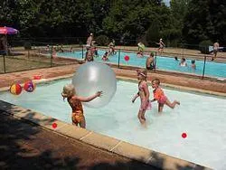 Château Camping La Grange Fort