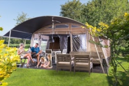 Accommodation - Tents (Country Camp (Lodge) - Château Camping La Grange Fort