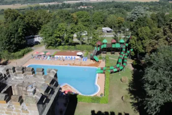 Château Camping La Grange Fort - image n°2 - Camping Direct