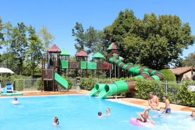 Château Camping La Grange Fort - Auvergne-Rhone-Alpen Château Camping La Grange Fort - Auvergne-Rhone-Alpen