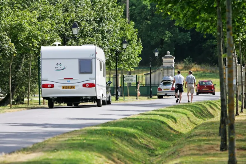 Emplacement Grand Confort - Electricité 16 A - Eau - Evacuation -