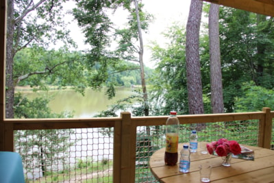 Lake Lodge- 2 bedrooms - 1 bathroom