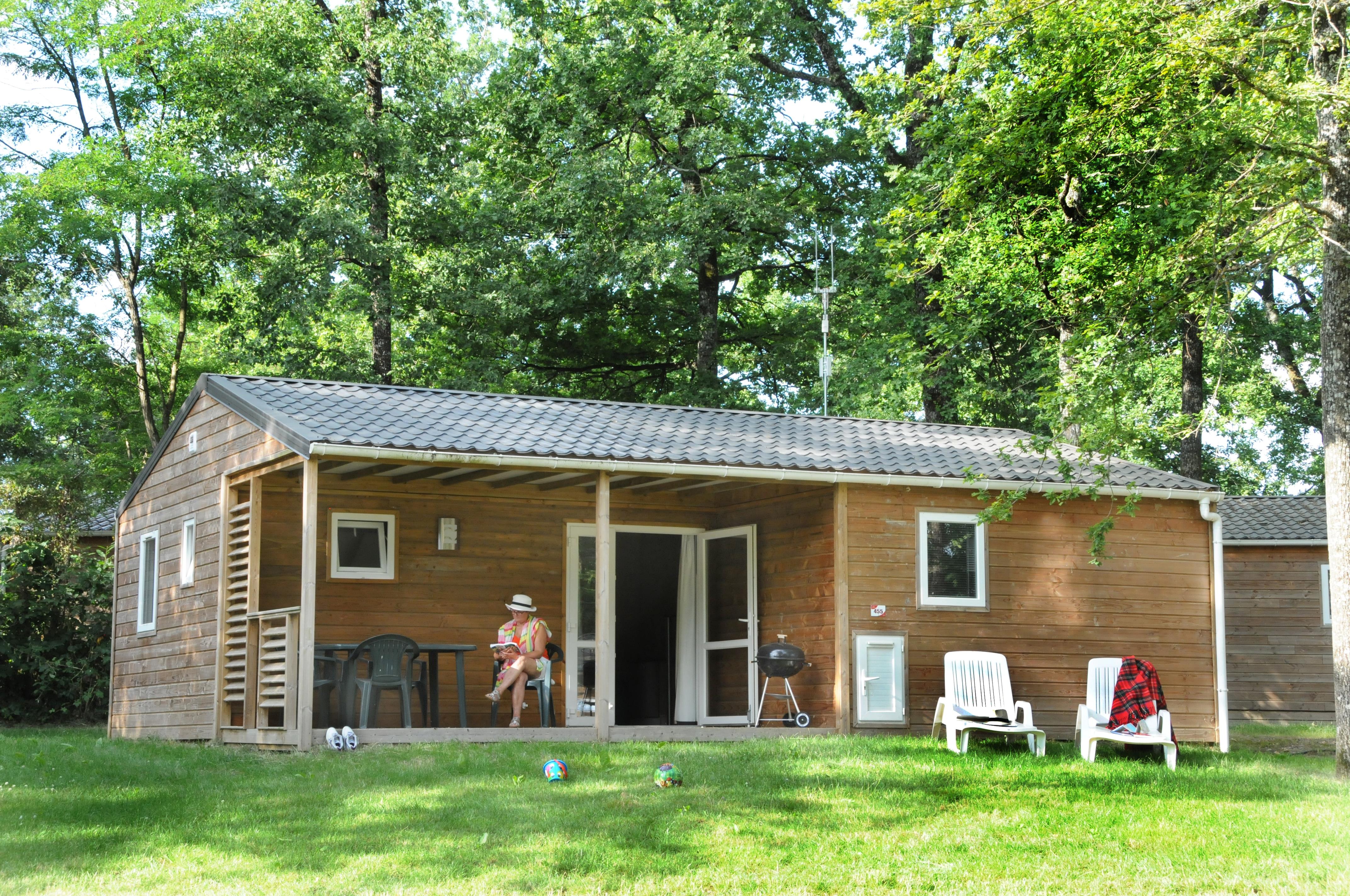 Location - Chalet - 3 Chambres - 2 Salles De Bain - Premium - - Camping Castel Parc de Fierbois