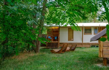 Mietunterkunft - Lake Lodge- 2 Bedrooms - 1 Bathroom + 1 Mini Tent - Castel Camping Parc de Fierbois