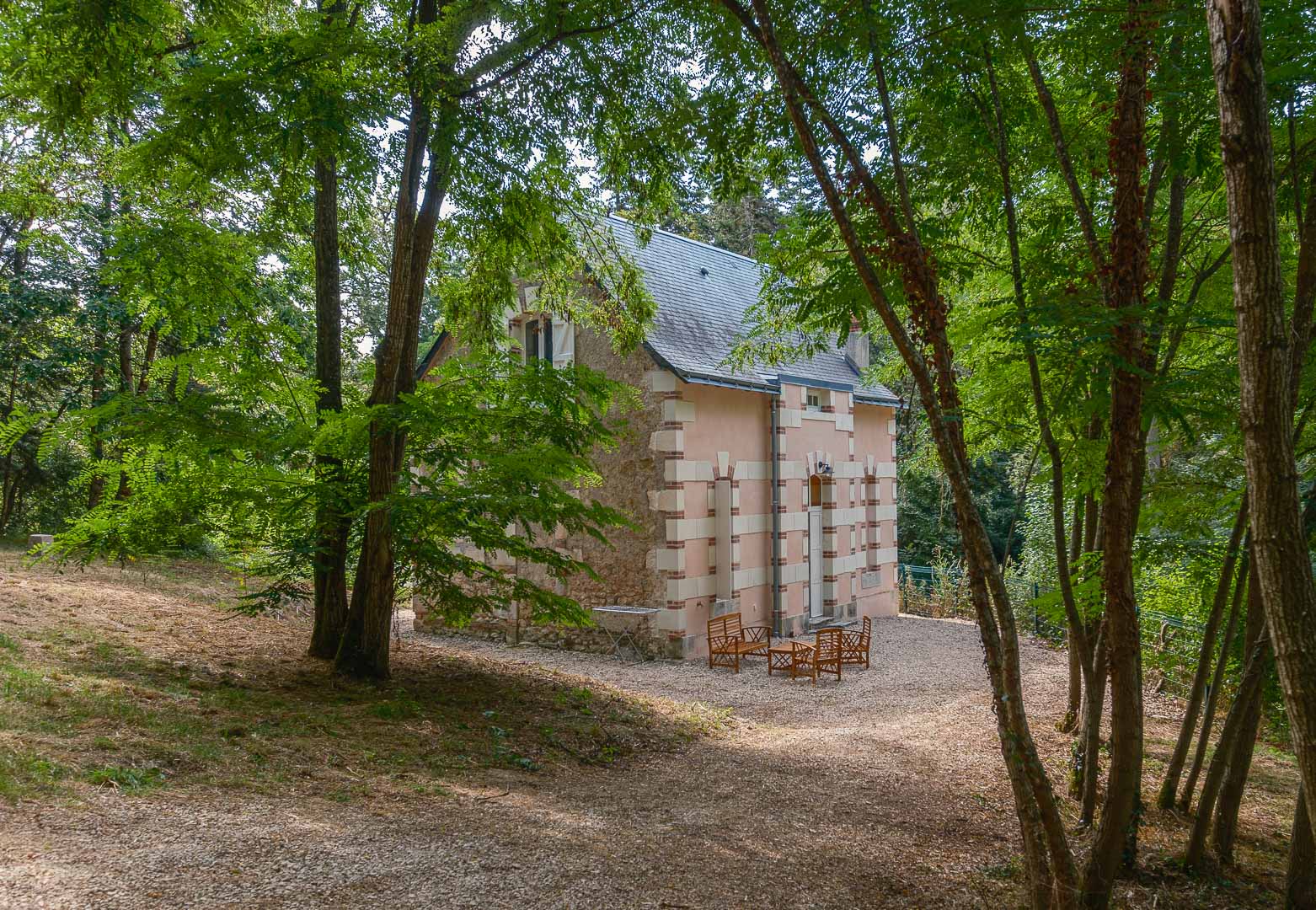 Location - La Maison Rose - 80 M2 - 2 Chambres - 1 Salle De Bain - - Camping Castel Parc de Fierbois